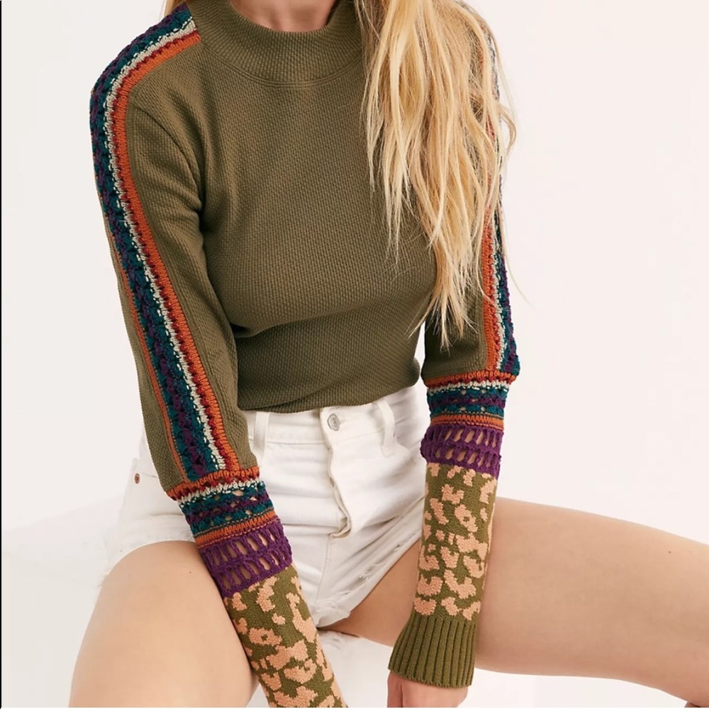NEW FREE PEOPLE Switch It Up Cuff Thermal Mock Neck Army Green - Size Small